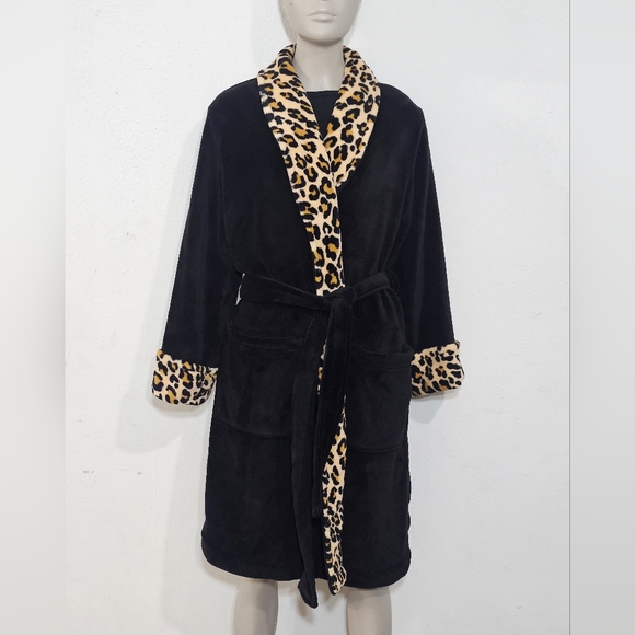 Charter Club Intimates Robe Womens Plush Belted Wrap Pockets Light Purple Size M - Picture 4 of 9